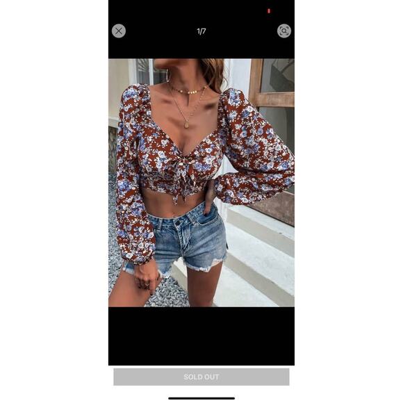 Open back floral red long sleeve top small - Picture 1 of 4